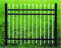 秀伟金属PVC护栏 美观耐用的防护解决方案